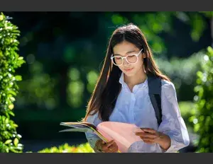 ¿Cuál es la familia léxica de la palabra estudiar?