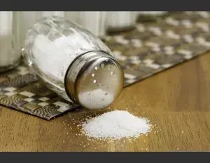 ¿Qué es un enlace iónico?