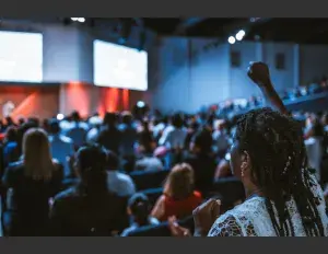 ¿Qué significa conferencia?